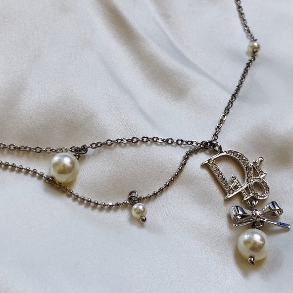 Dior Necklace - Picture 12 of 16